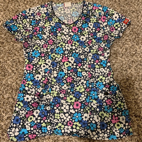SOLD💙Dickies Floral Scrub Top - Picture 1 of 6